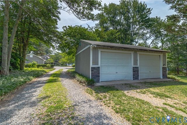 196 Summer Haven Dr, Reedville, VA 22539