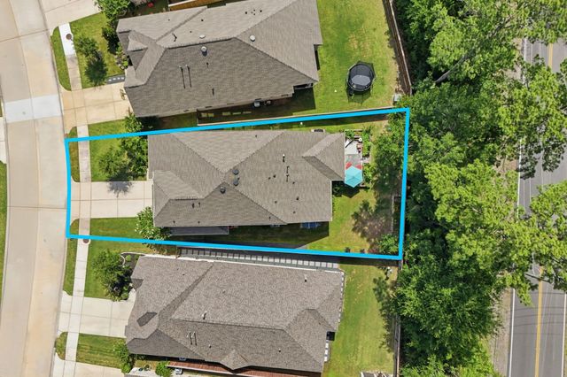 7930 Silver Grove Drive, Magnolia, TX 77354