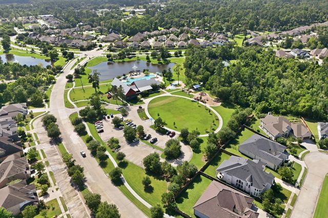 7930 Silver Grove Drive, Magnolia, TX 77354