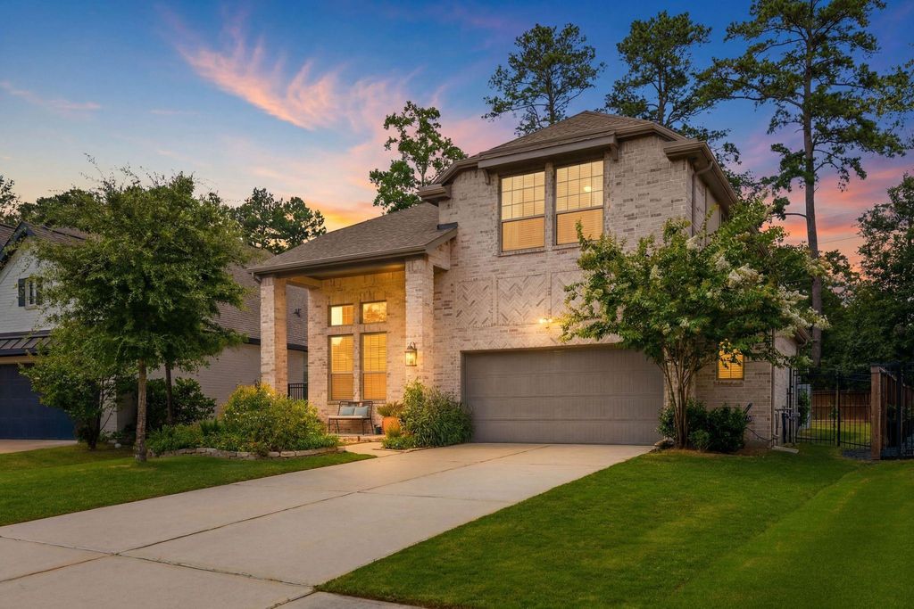 7930 Silver Grove Drive, Magnolia, TX 77354