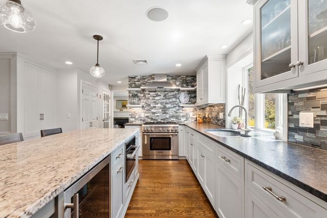 7 Goulding St. East, Sherborn, MA 01770