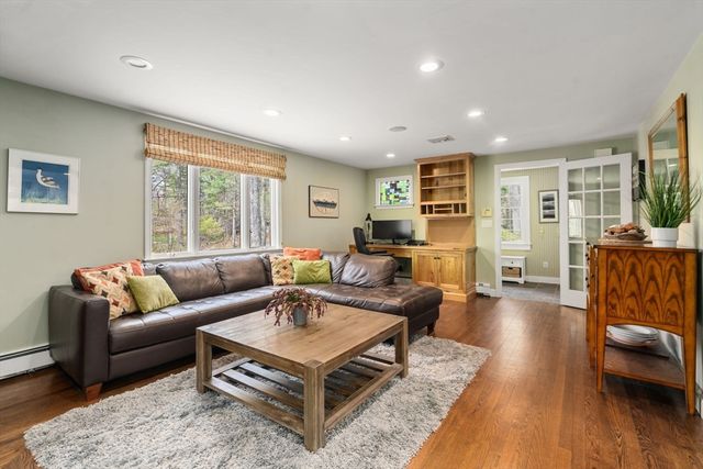 7 Goulding St. East, Sherborn, MA 01770