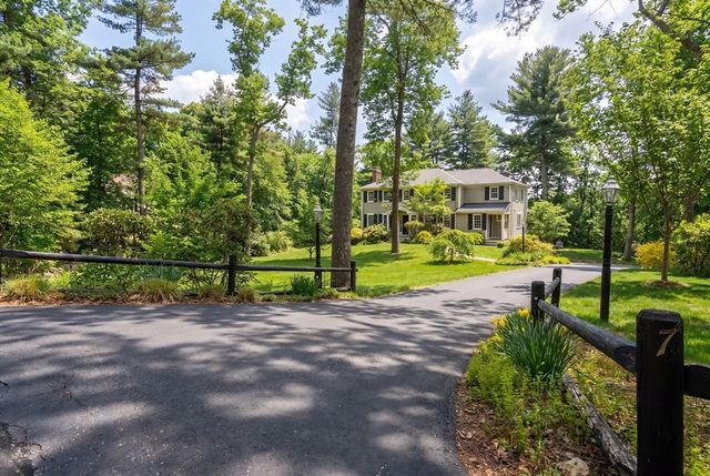 7 Goulding St. East, Sherborn, MA 01770