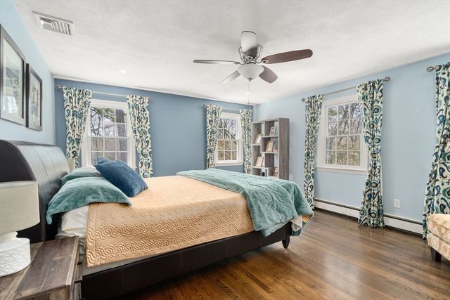 7 Goulding St. East, Sherborn, MA 01770