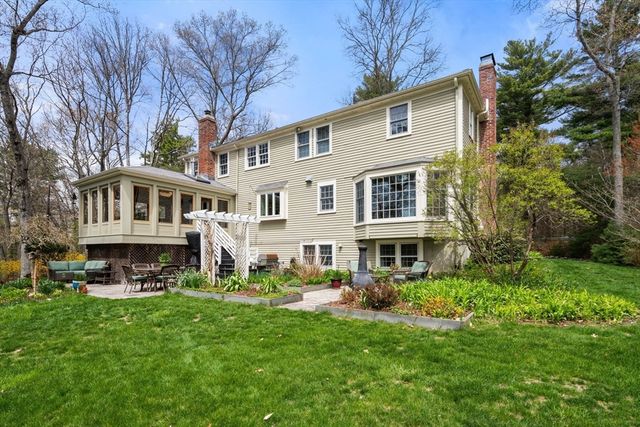 7 Goulding St. East, Sherborn, MA 01770