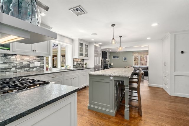 7 Goulding St. East, Sherborn, MA 01770