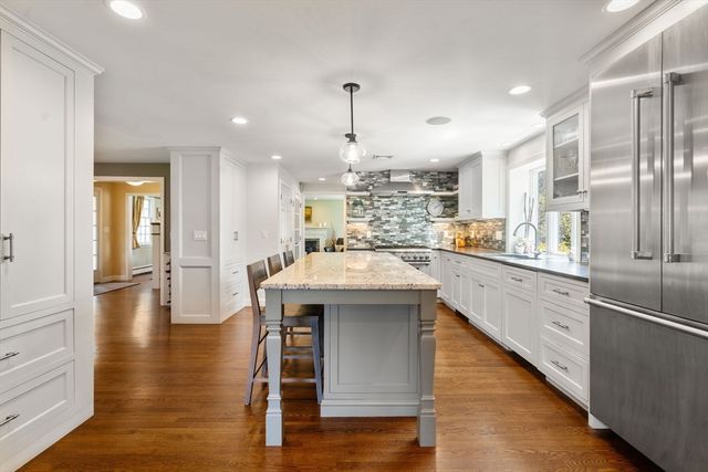7 Goulding St. East, Sherborn, MA 01770