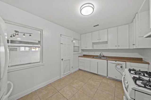 1992 Ensenada Street, Lemon Grove, CA 91945