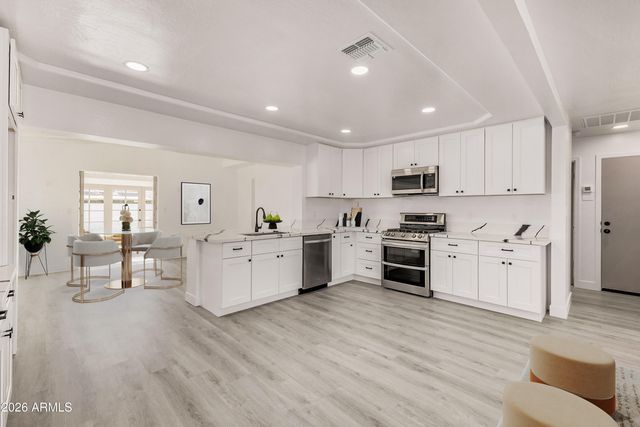 1647 W VILLA RITA Drive, Phoenix, AZ 85023