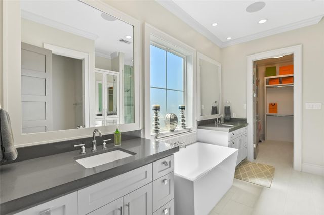 11707 Beachside, Galveston, TX 77554