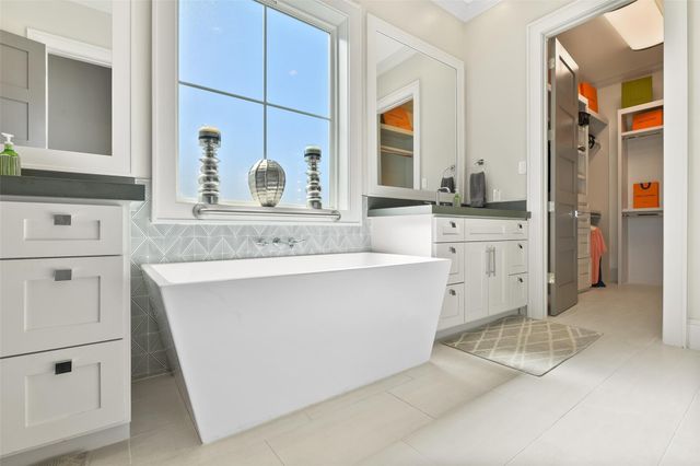 11707 Beachside, Galveston, TX 77554