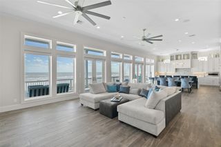 11707 Beachside, Galveston, TX 77554