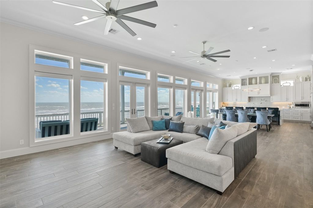 11707 Beachside, Galveston, TX 77554