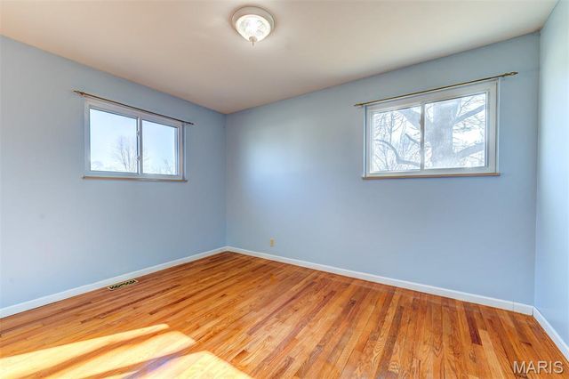 660 Crabapple Lane, Florissant, MO 63031