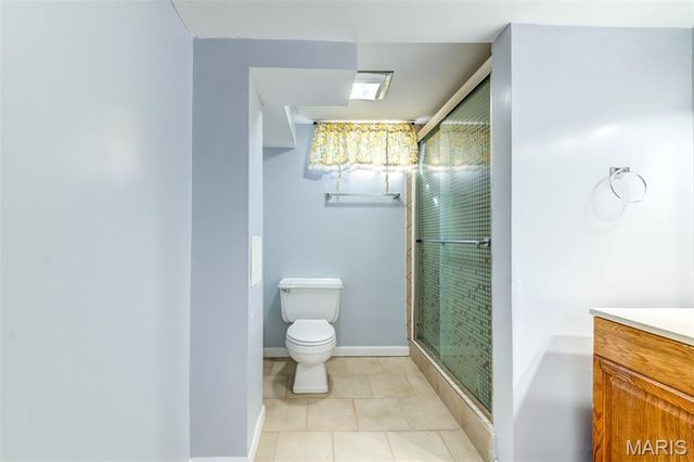 660 Crabapple Lane, Florissant, MO 63031