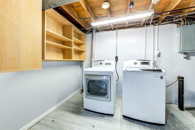 660 Crabapple Lane, Florissant, MO 63031