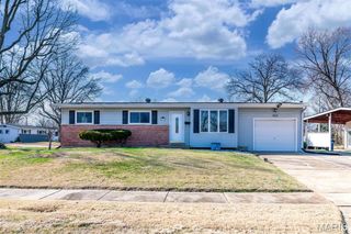 660 Crabapple Lane, Florissant, MO 63031