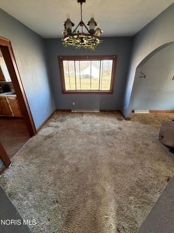 2045 La France Street, Oregon, OH 43616