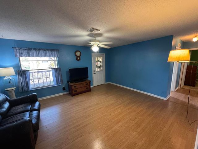 582 SE Karrigan Terrace, Port St. Lucie, Port St Lucie, FL 34983