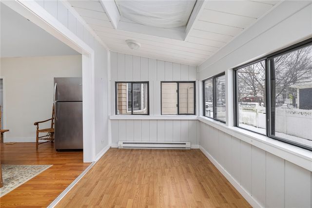 10 Broad Street 1, Warren, RI 02885