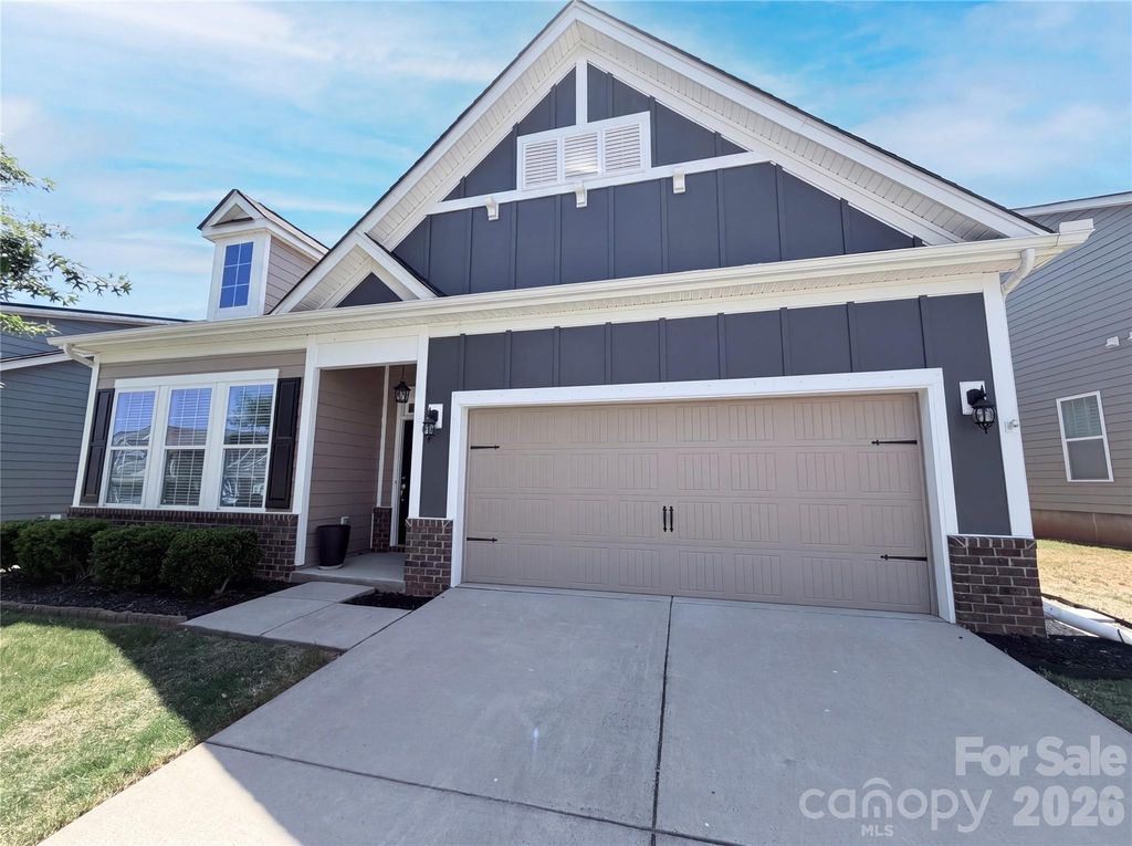 132 Margo Lane, Statesville, NC 28677