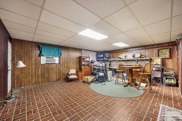 5490 Berryhill Rd, Milton, FL 32570