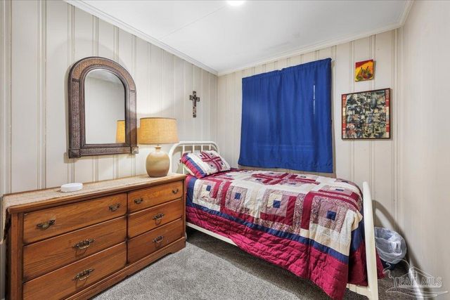 5490 Berryhill Rd, Milton, FL 32570