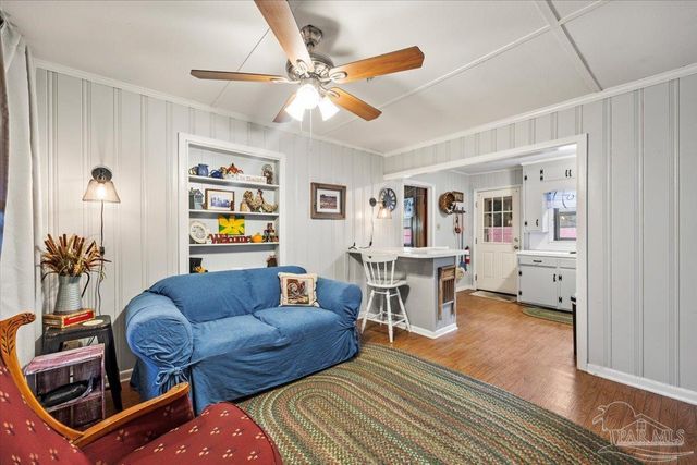 5490 Berryhill Rd, Milton, FL 32570