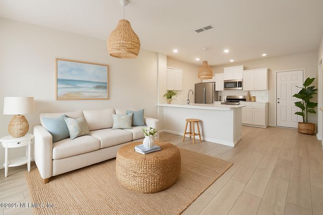 86752 SHORTLINE Circle, Yulee, FL 32097