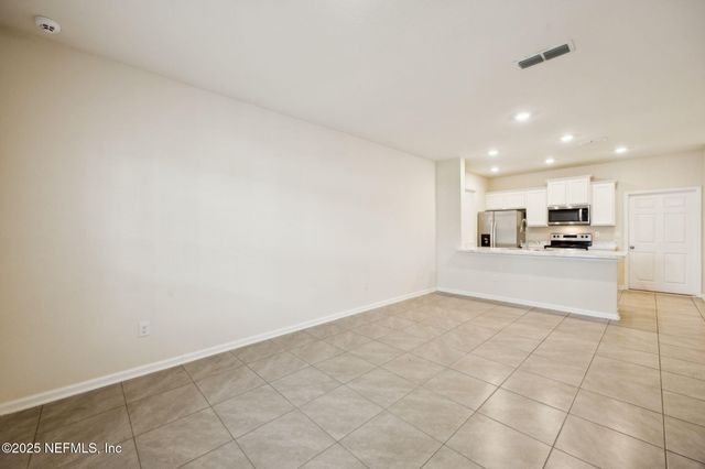 86752 SHORTLINE Circle, Yulee, FL 32097