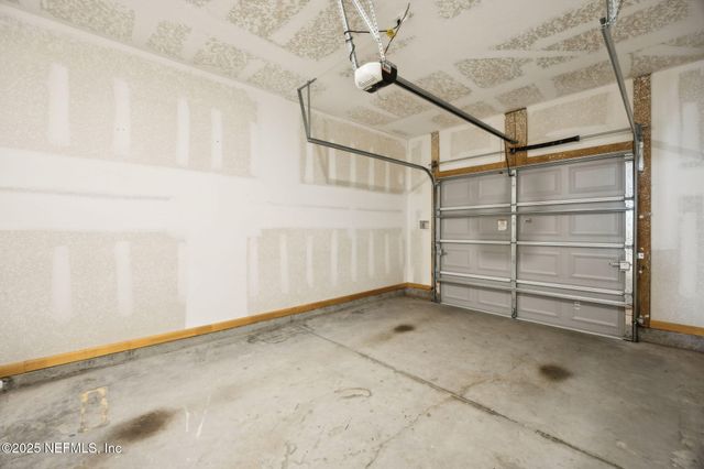 86752 SHORTLINE Circle, Yulee, FL 32097