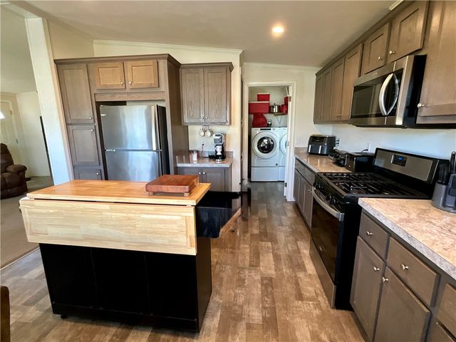 6 Applegate Drive, Hamlin, NY 14464