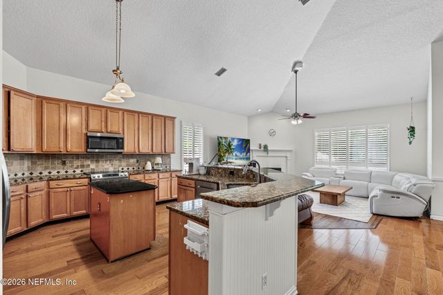 803 STALLION Way, Orange Park, FL 32065