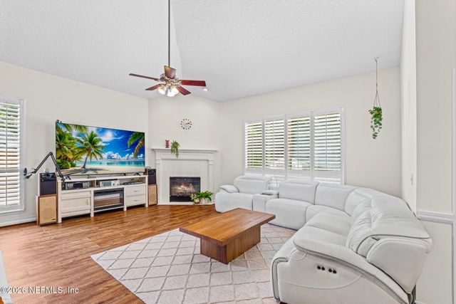 803 STALLION Way, Orange Park, FL 32065