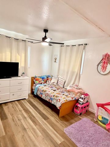 106 Dotson Ave, Pueblo, CO 81005