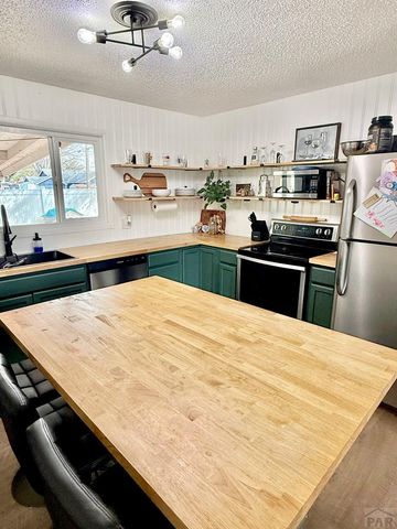 106 Dotson Ave, Pueblo, CO 81005