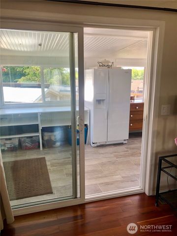 5545 Hillvue Road, Blaine, WA 98230