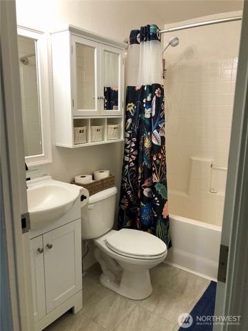 5545 Hillvue Road, Blaine, WA 98230