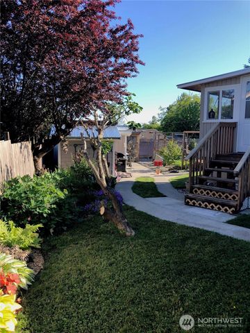 5545 Hillvue Road, Blaine, WA 98230