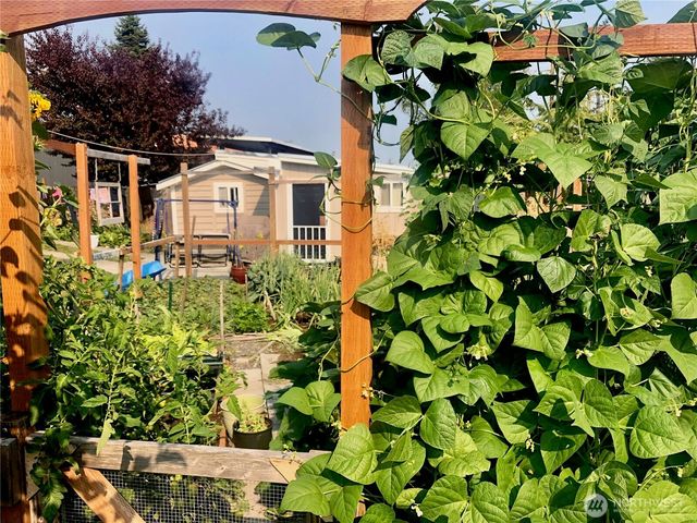 5545 Hillvue Road, Blaine, WA 98230