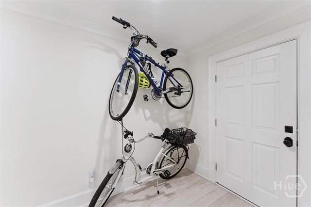 554 E McDonough, Savannah, GA 31401