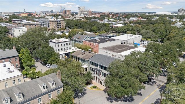 554 E McDonough, Savannah, GA 31401