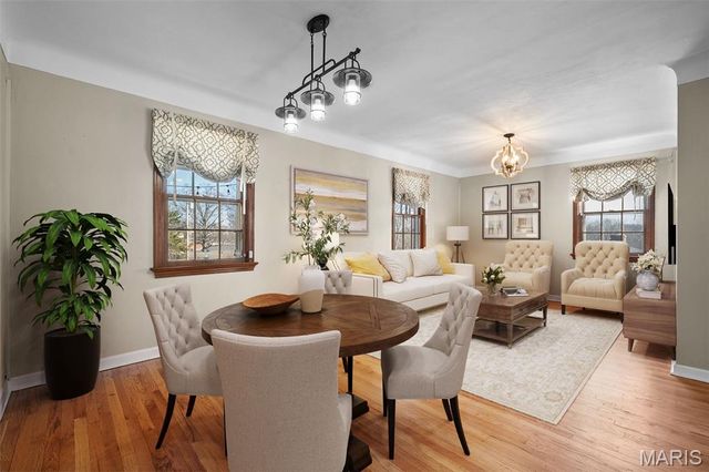 3601 Barbagallo Drive, St Louis, MO 63129