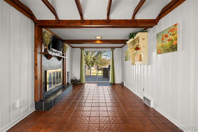 3601 Barbagallo Drive, St Louis, MO 63129