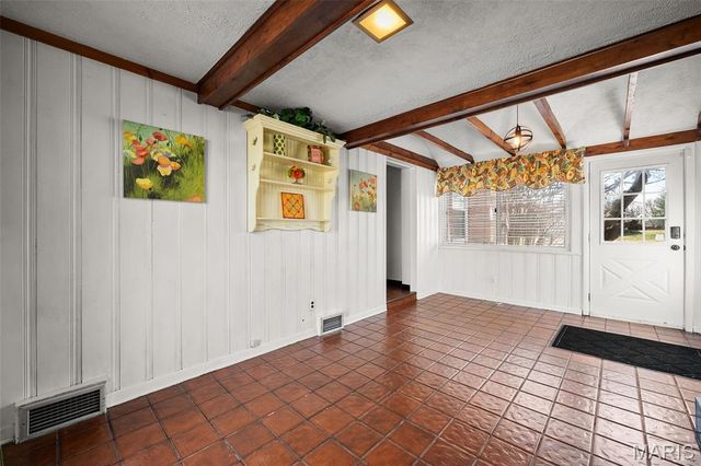 3601 Barbagallo Drive, St Louis, MO 63129