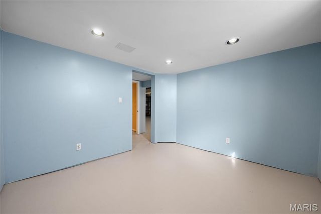 3601 Barbagallo Drive, St Louis, MO 63129