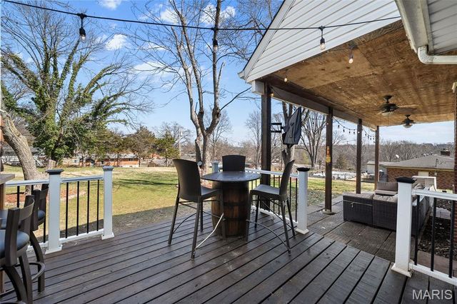 3601 Barbagallo Drive, St Louis, MO 63129