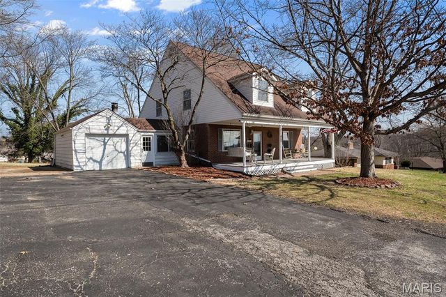 3601 Barbagallo Drive, St Louis, MO 63129