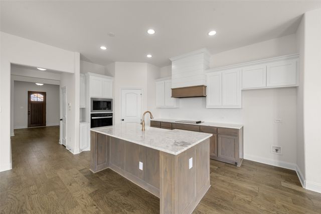 104 Trinity, Grandview, TX 76050