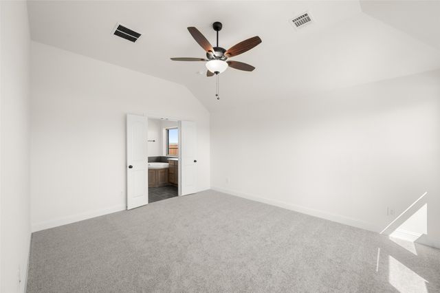 104 Trinity, Grandview, TX 76050